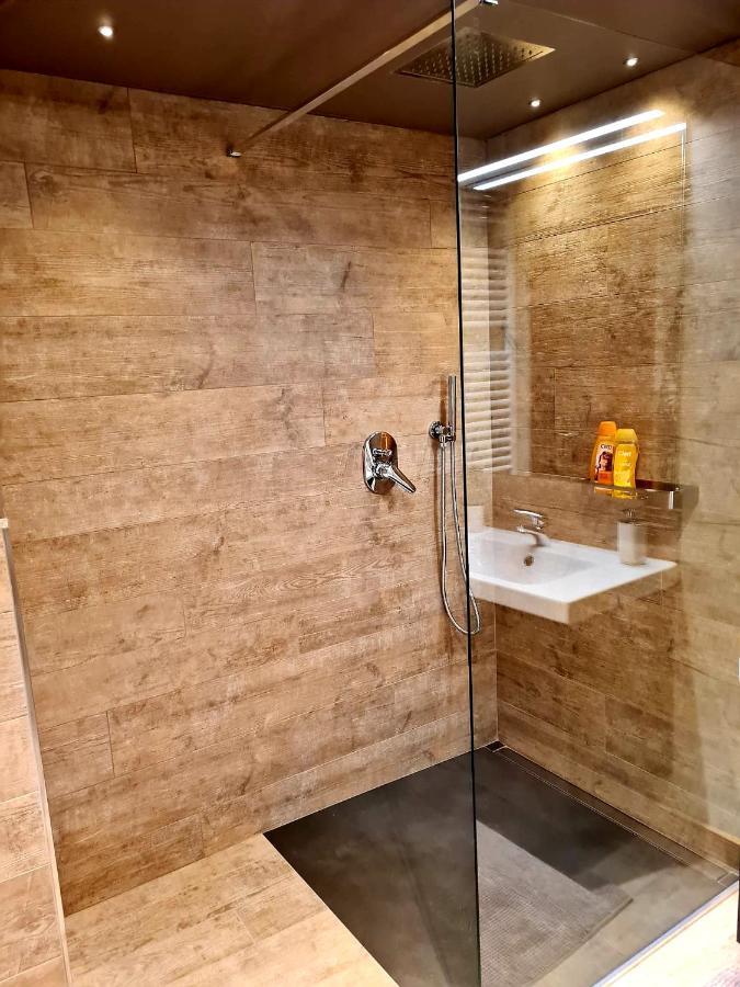 Appartamento Le Bourneau Aosta Exterior foto